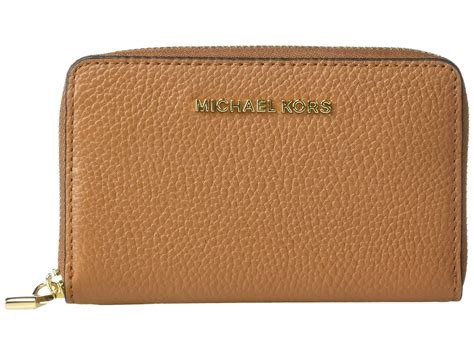 michael michael kors signature jet set zip-around card case|Michael Kors Jet Set Small Zip Around Card Case .